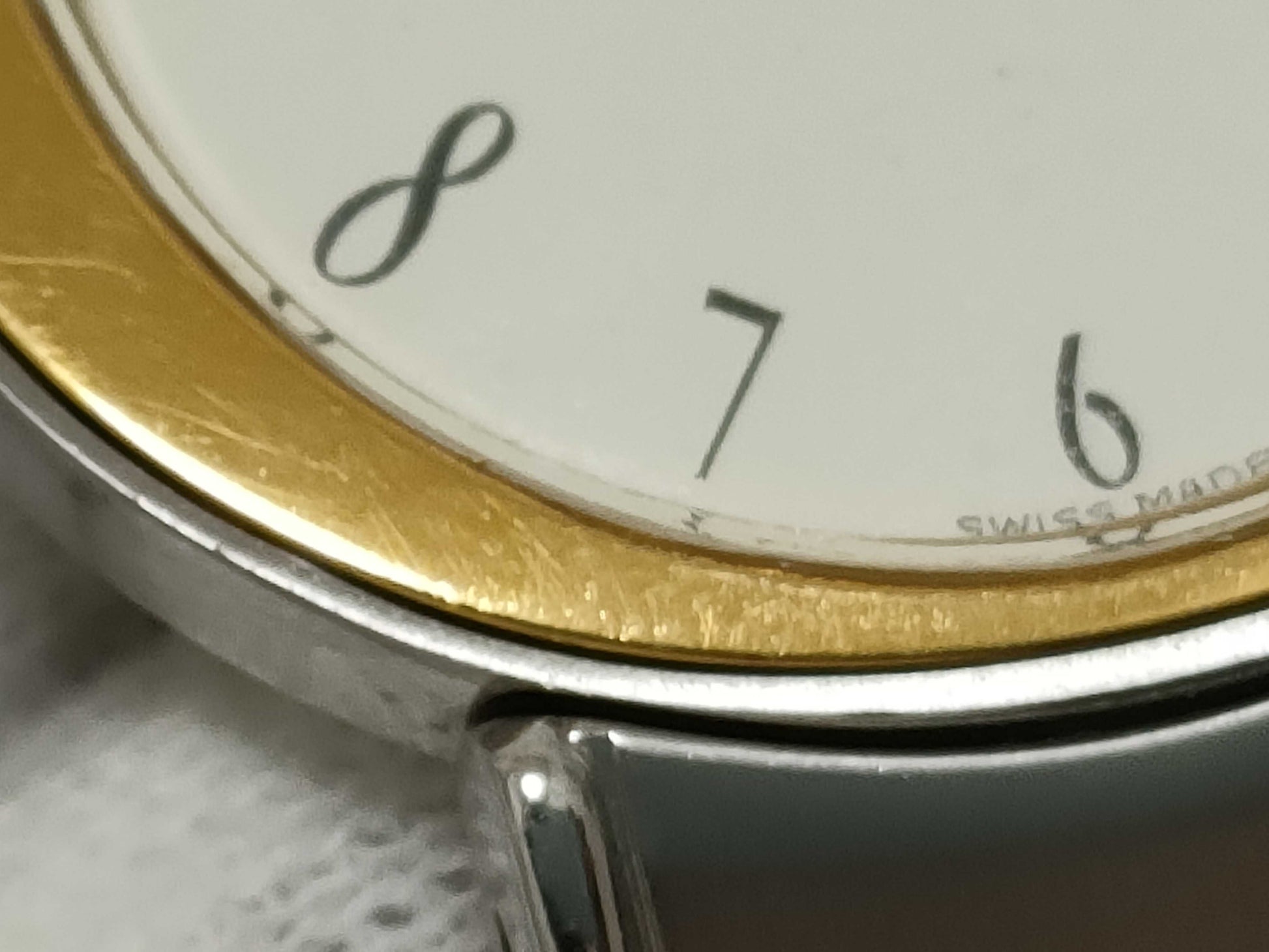 Dior Christian Dior D76-200 AX7998 SS/GP/QZ White Dial Women's Watch 