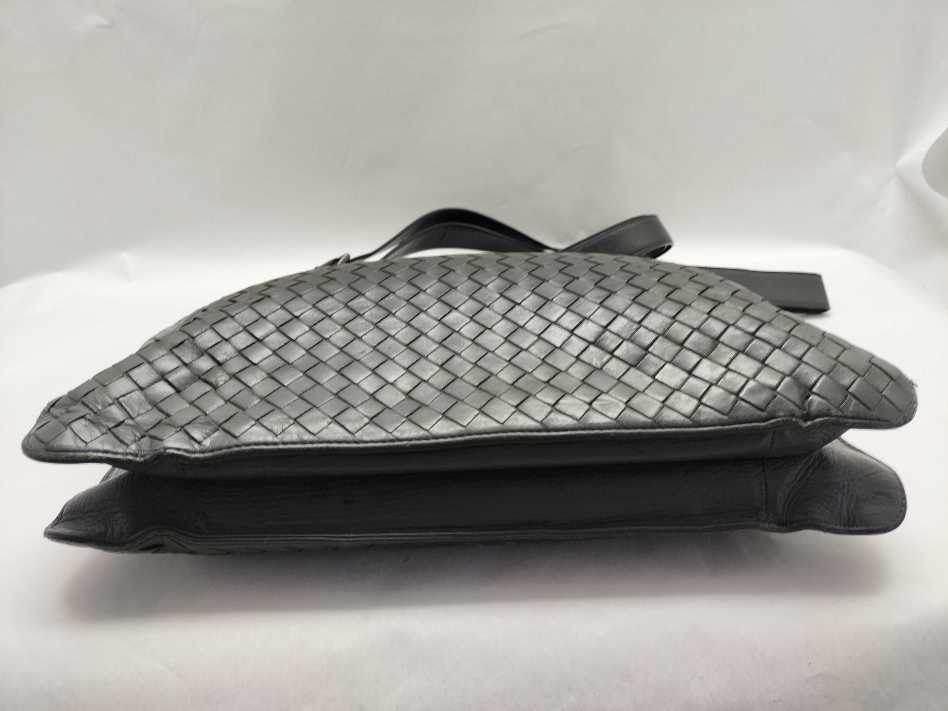 BOTTEGA VENETA Intrecciato Leather 2-Way Handbag B05350502V Gray Shoulder Bag