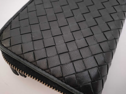 BOTTEGA VENETA Intrecciato Leather Long Wallet with Zip-Around Design, Black, 114076 V0013 1000