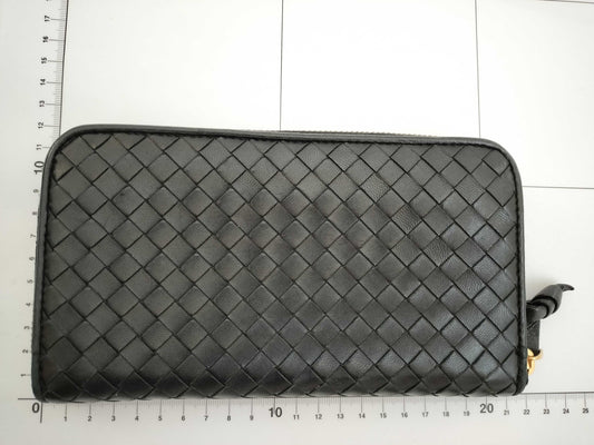 BOTTEGA VENETA Intrecciato Leather Long Wallet with Zip-Around Design, Black, 114076 V0013 1000