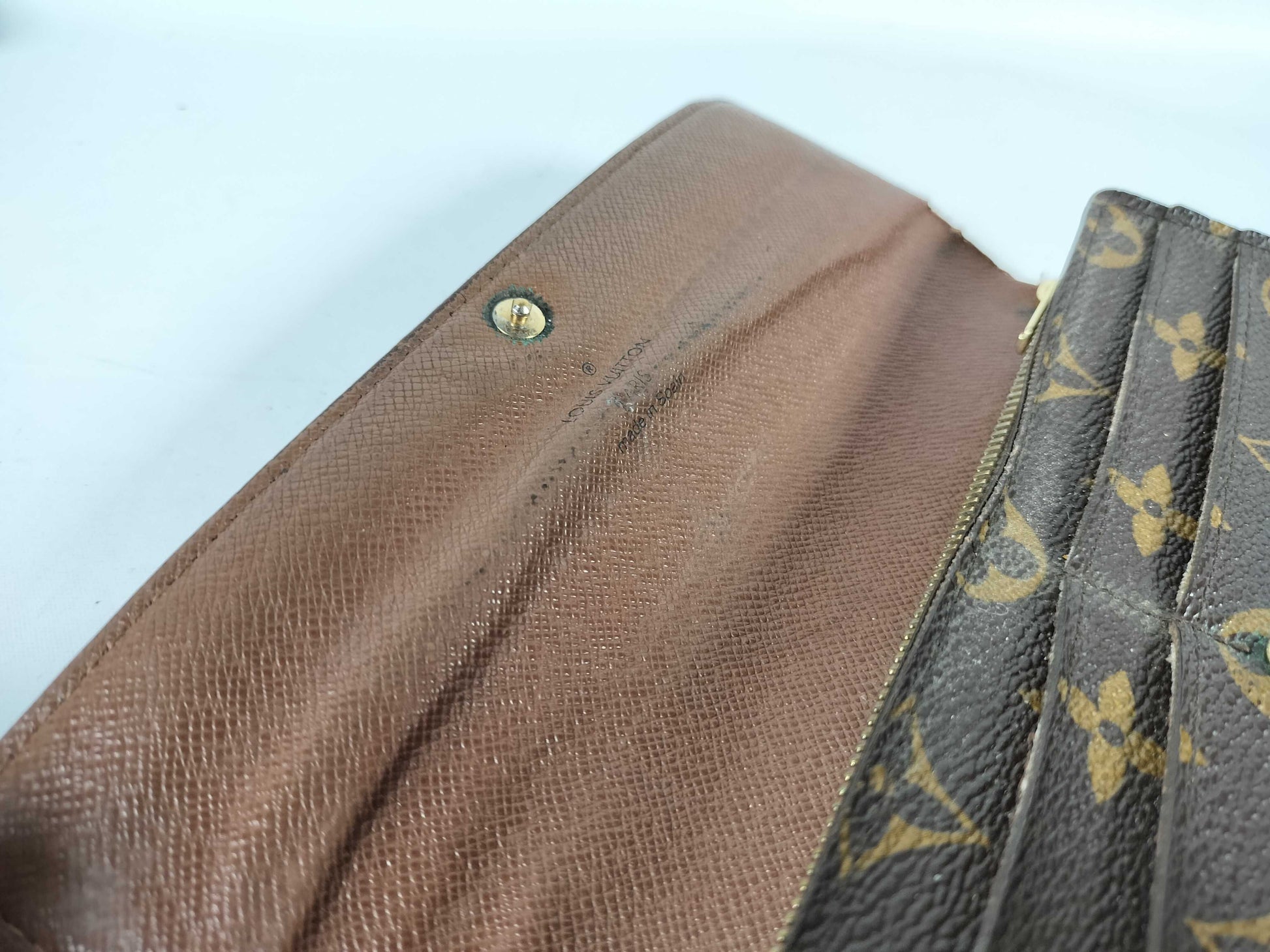 LOUIS VUITTON 5-Piece Wallet Set