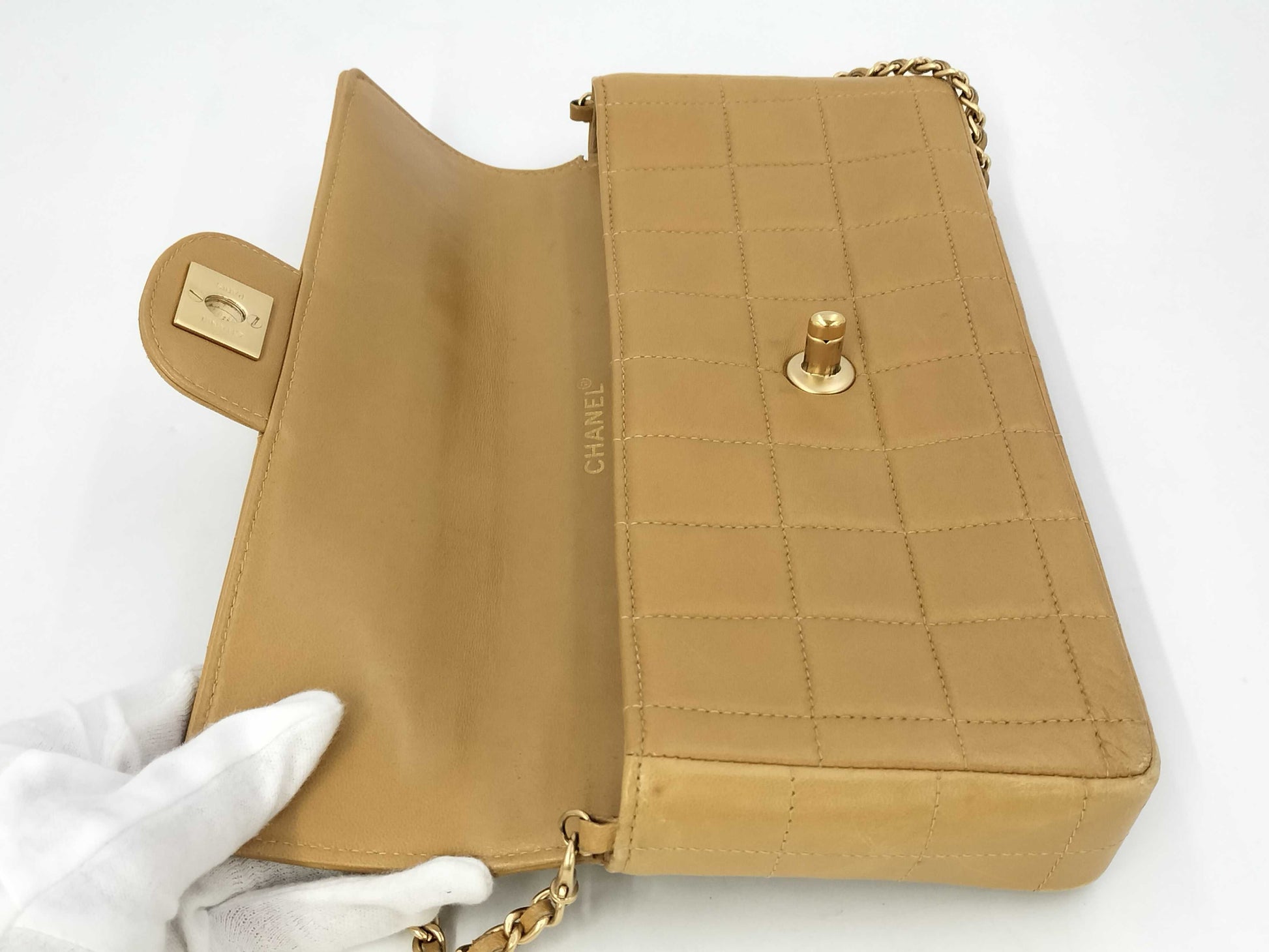 CHANEL Chocobar East West Lambskin Chain Shoulder Bag, Beige