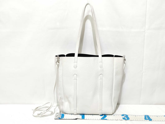 BALENCIAGA Everyday Tote, Leather, White, 2-Way, 489813 Tote Bag