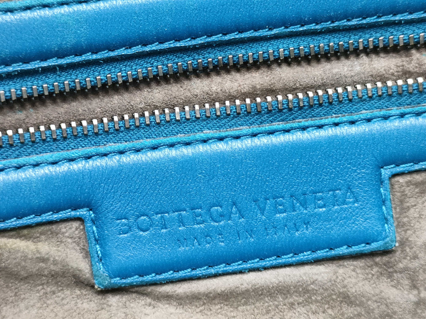 BOTTEGA VENETA Intrecciato Shoulder Bag