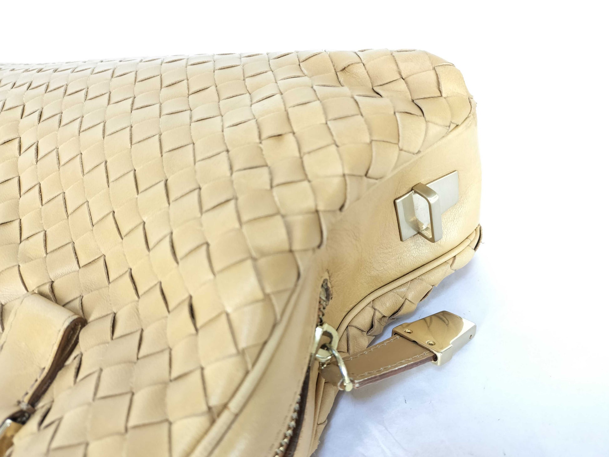 BOTTEGA VENETA Intrecciato Bottega Leather Intrecciato Handbag