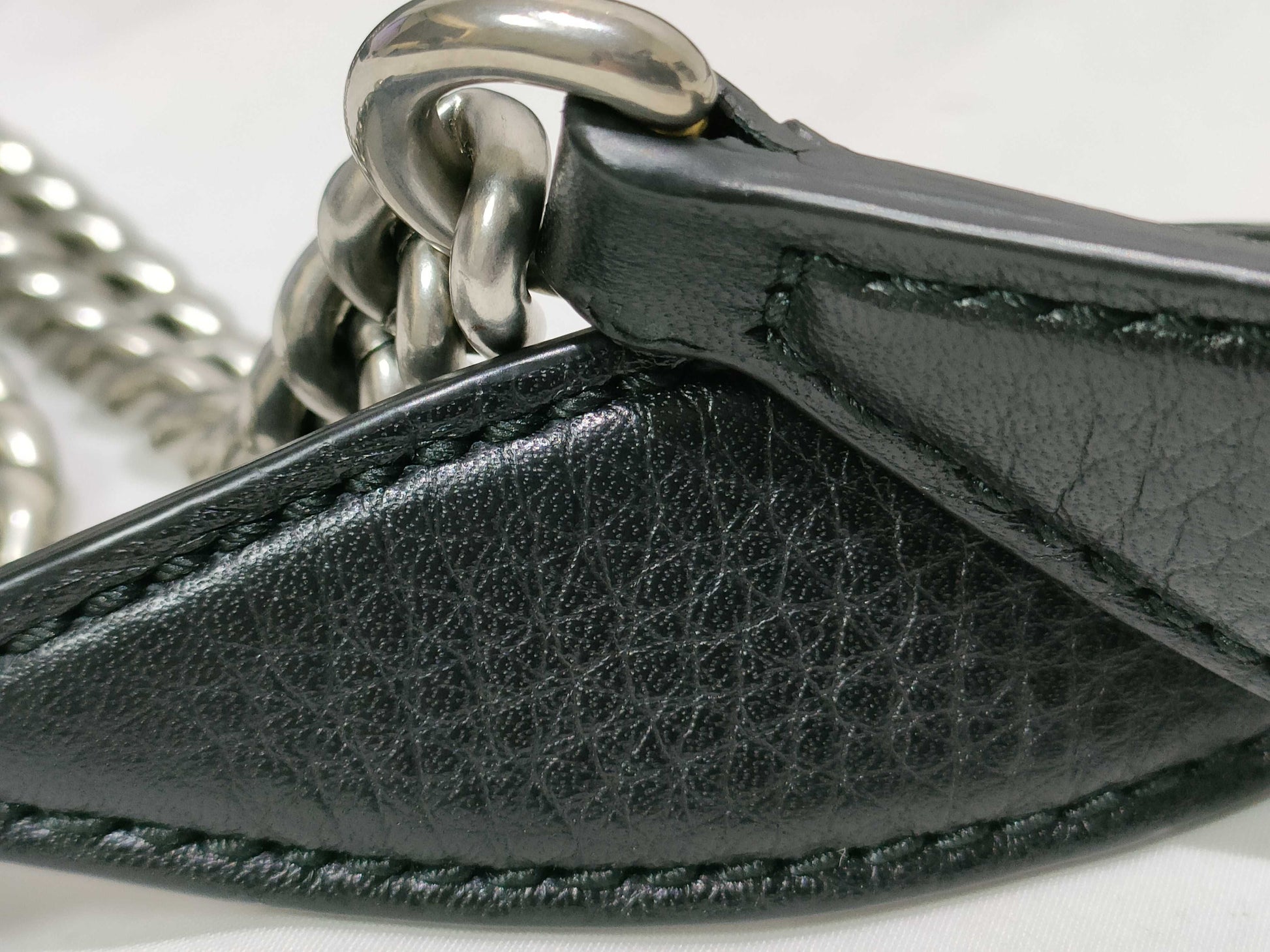 GUCCI Studded Leather Soho Chain Tote Bag