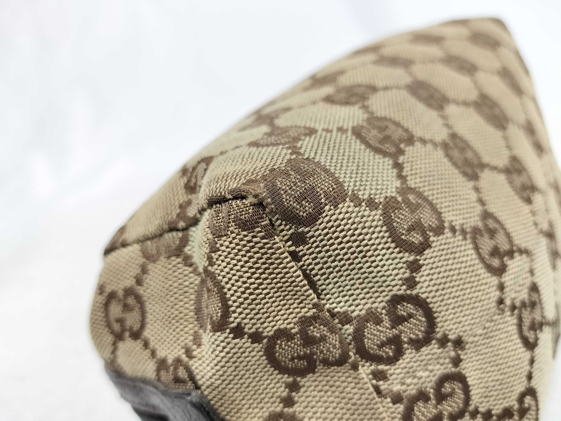 GUCCI GG Canvas Gucci GG Pouch 29595 Pouch
