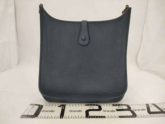HERMES Evelyn Taurillon Clemence Shoulder Bag