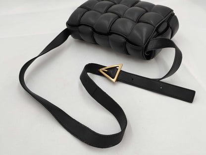 BOTTEGA VENETA Padded Cassette Black Shoulder Bag 591970VCQR18425