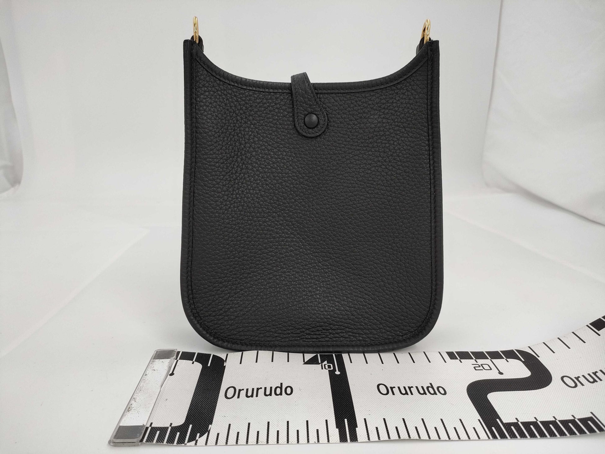HERMES Evelyn TPM B Stamp G Hardware Shoulder Bag