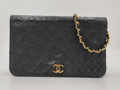 CHANEL CHANEL Matelasse Shoulder Bag