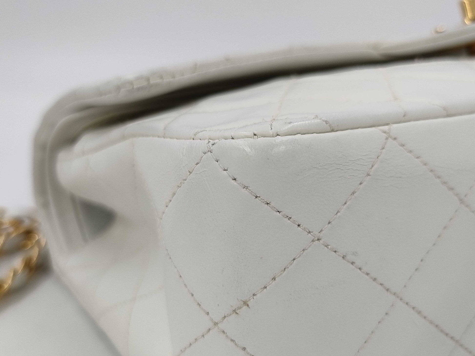CHANEL Matelasse 25 White Double Flap Chain Shoulder Bag