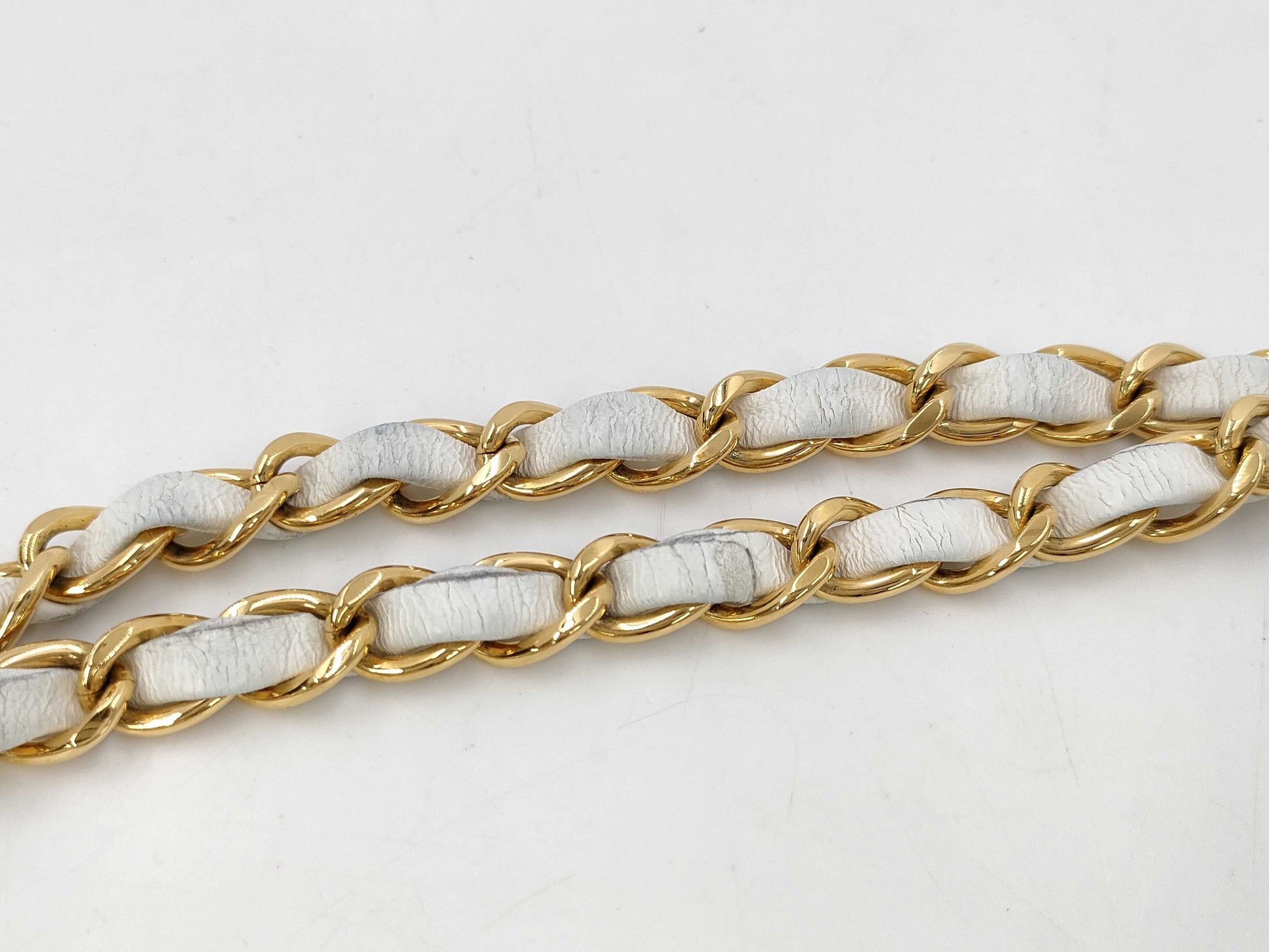 CHANEL Matelasse 25 White Double Flap Chain Shoulder Bag
