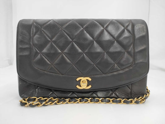 CHANEL Diana Shoulder Bag in Black