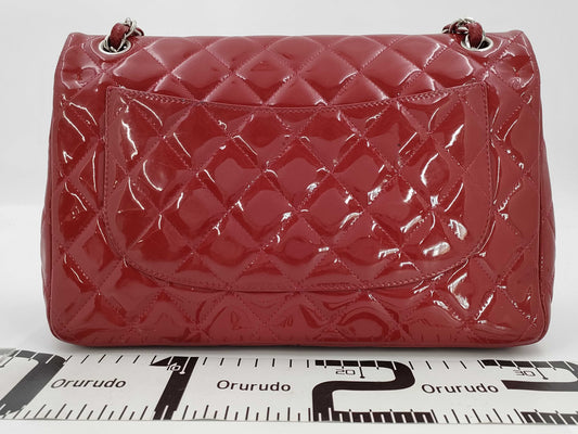 CHANEL Matelasse Shoulder Bag