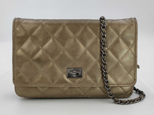 CHANEL Matelasse Chain Shoulder Bag