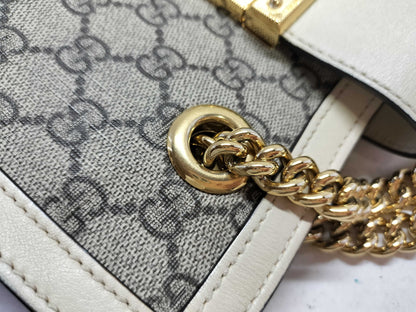 GUCCI GG Supreme Gucci Shoulder Bag Shoulder Bag