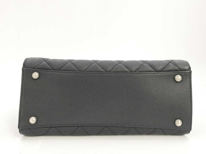 CHANEL shoulder bag