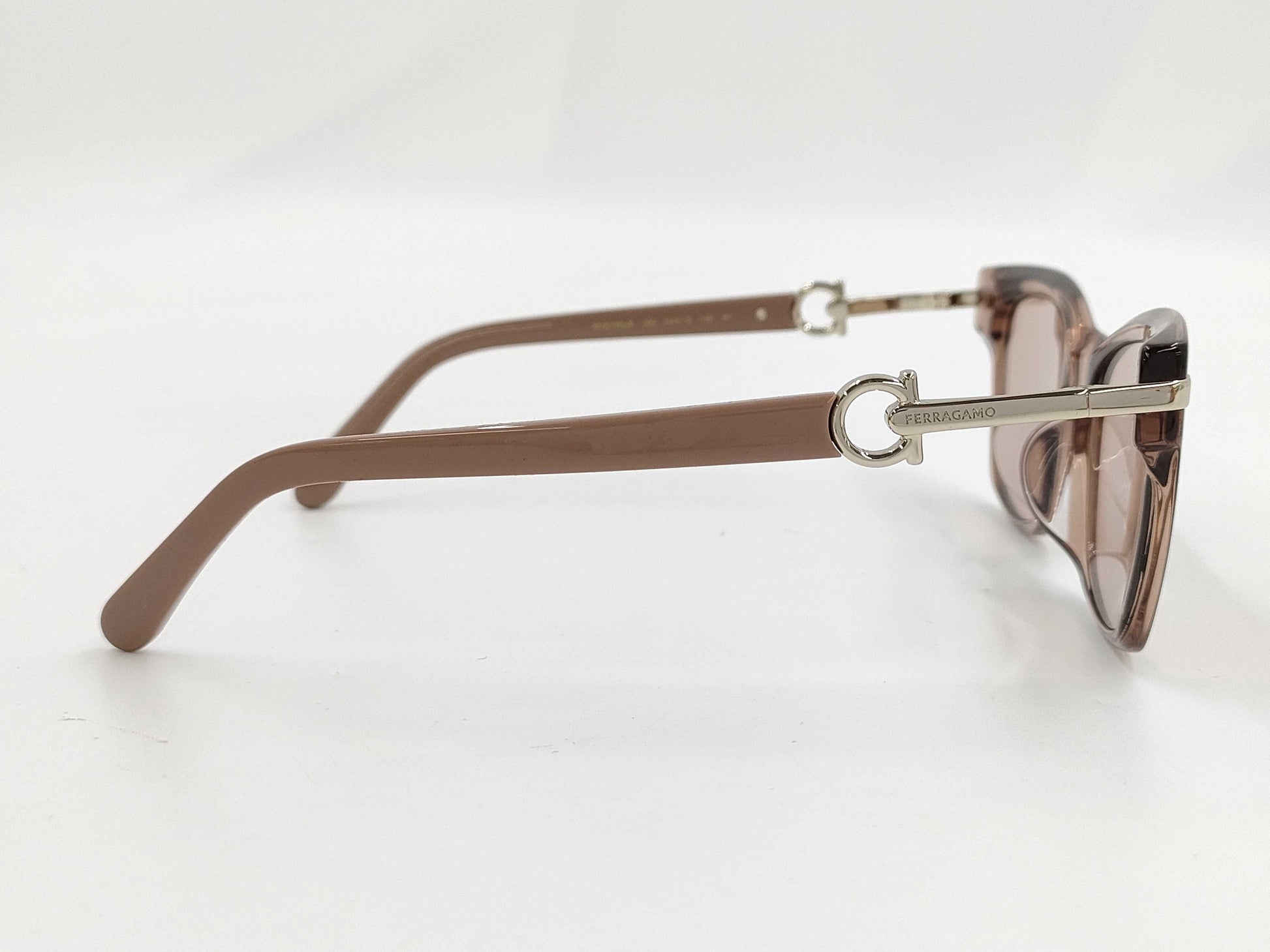 Ferragamo sunglasses Sunglasses and glasses