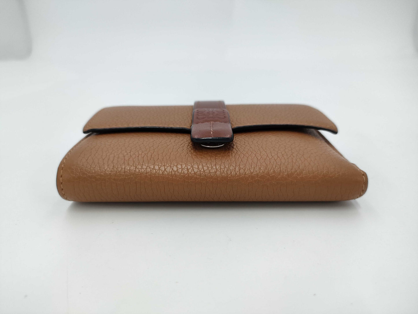 LOEWE Vertical Wallet Small Calfskin Brown Wallet