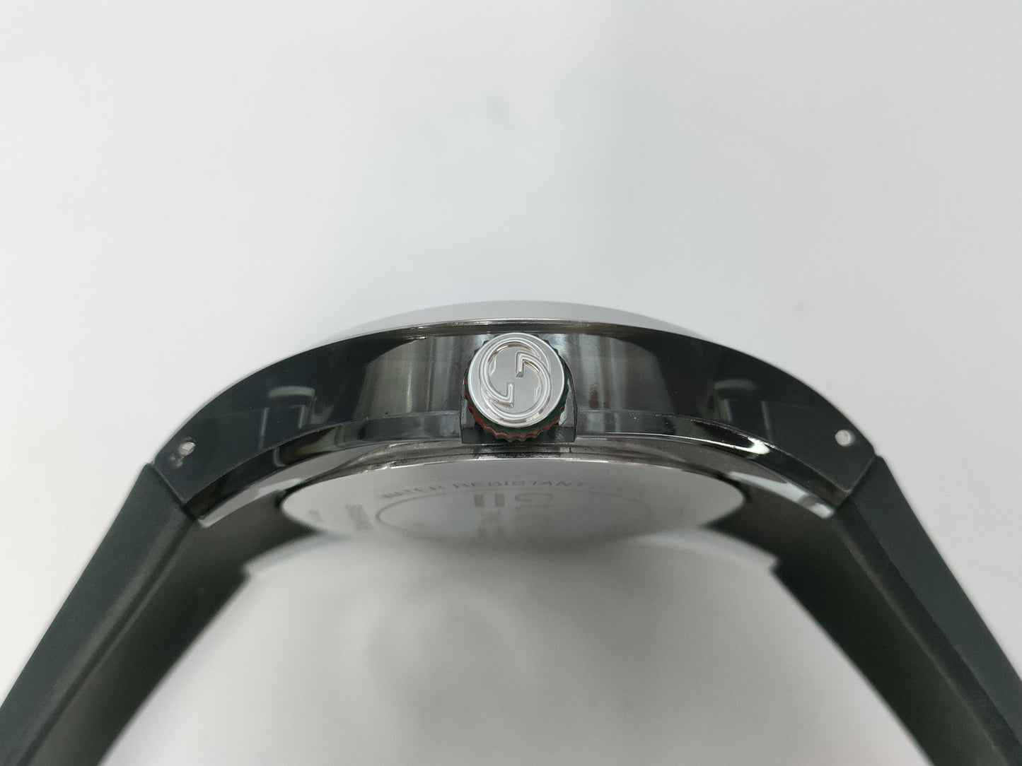 GUCCI Sync 137.1 18277773 Men's Watch