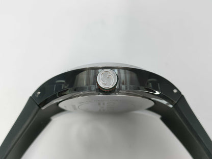 GUCCI Sync 137.1 18277773 Men's Watch