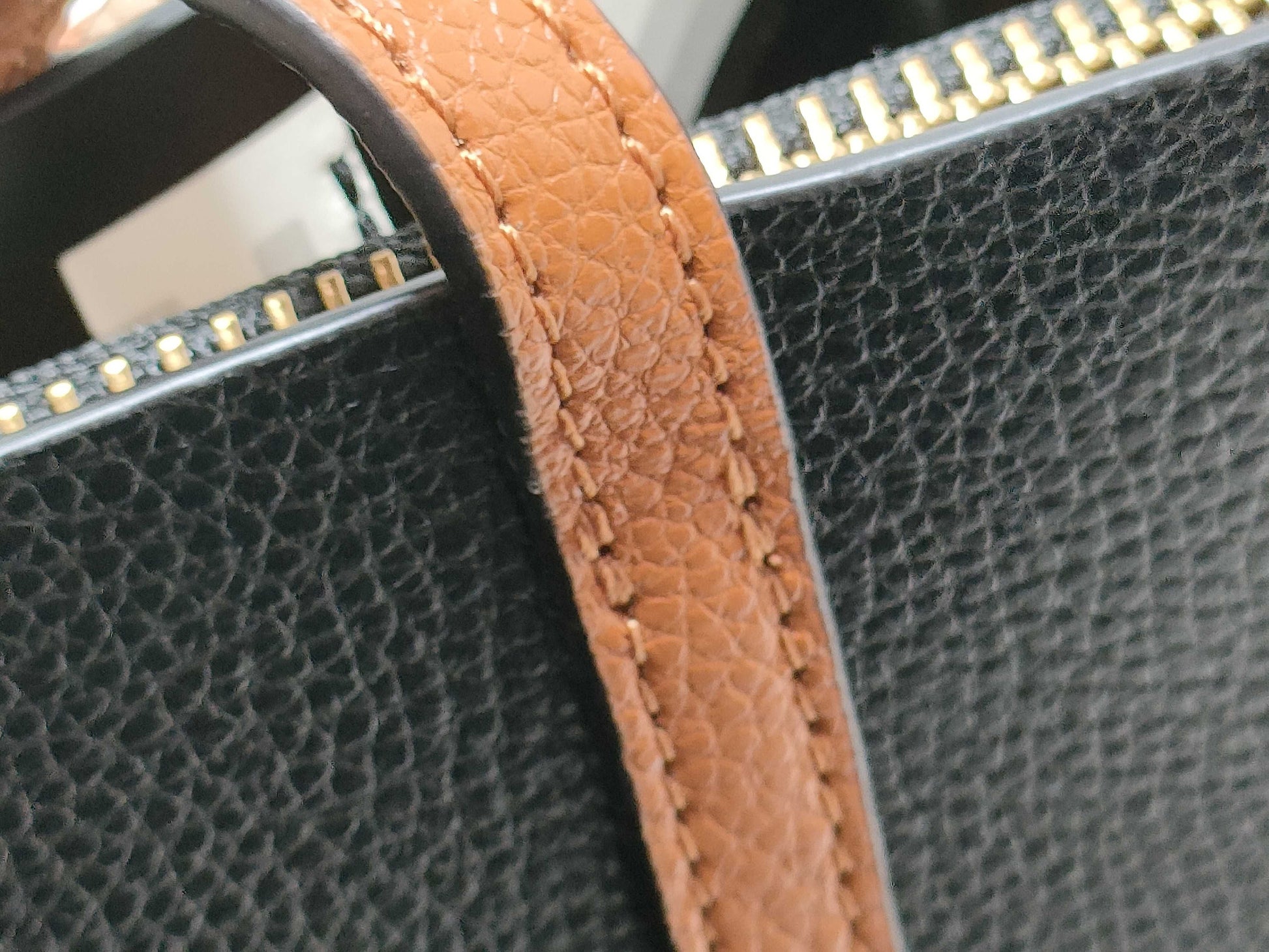 MARC JACOBS Leather Tote Bag