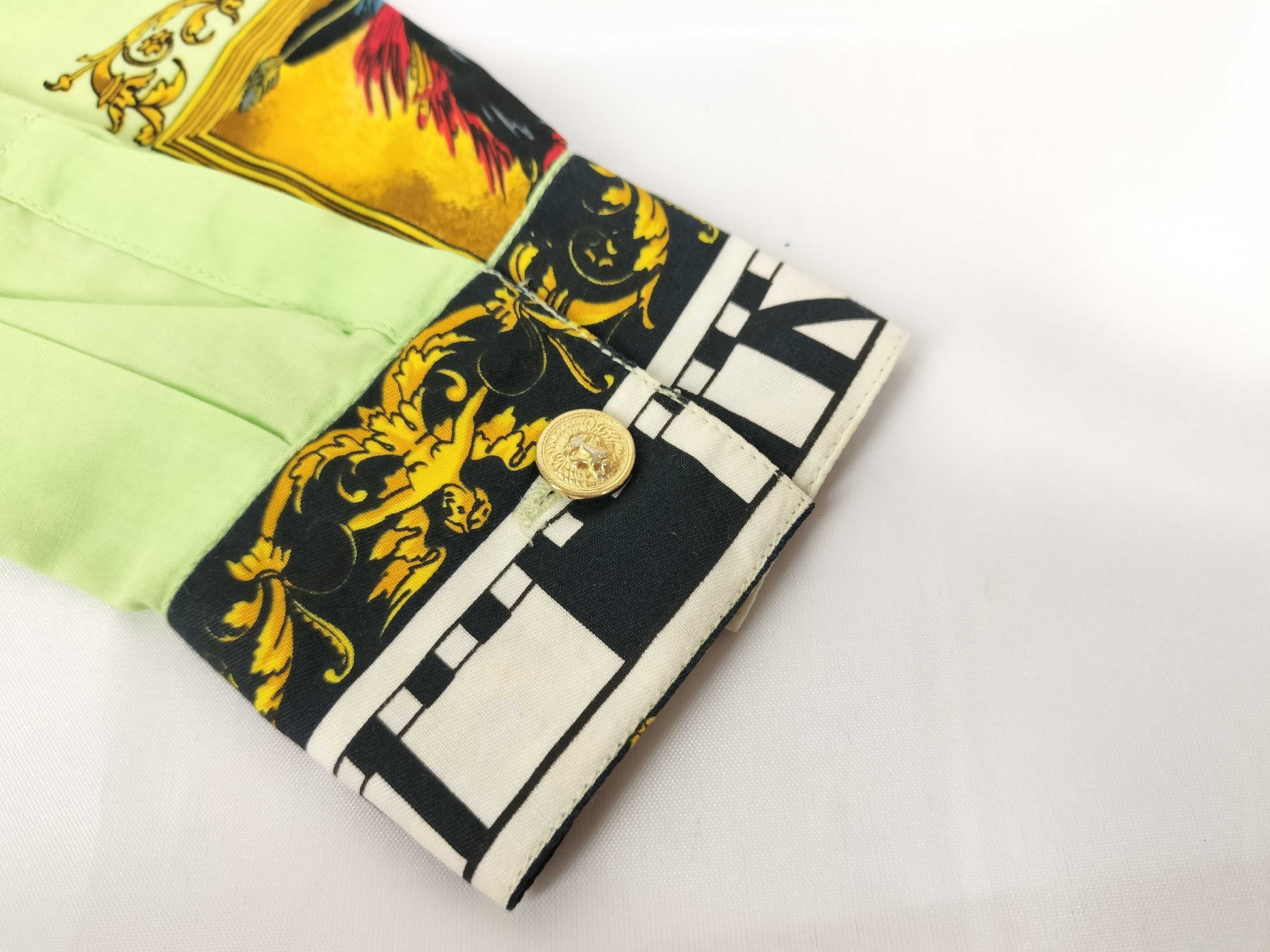 VERSACE 90s VERSUS VERSACE Ethnic Print Shirt
