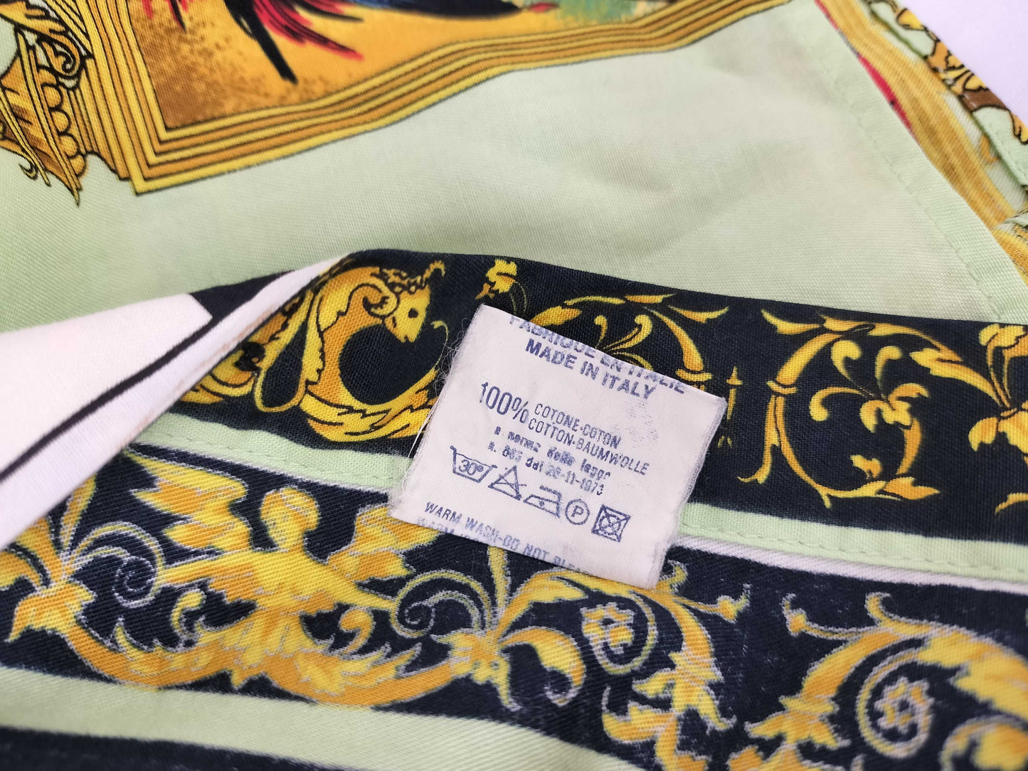 VERSACE 90s VERSUS VERSACE Ethnic Print Shirt
