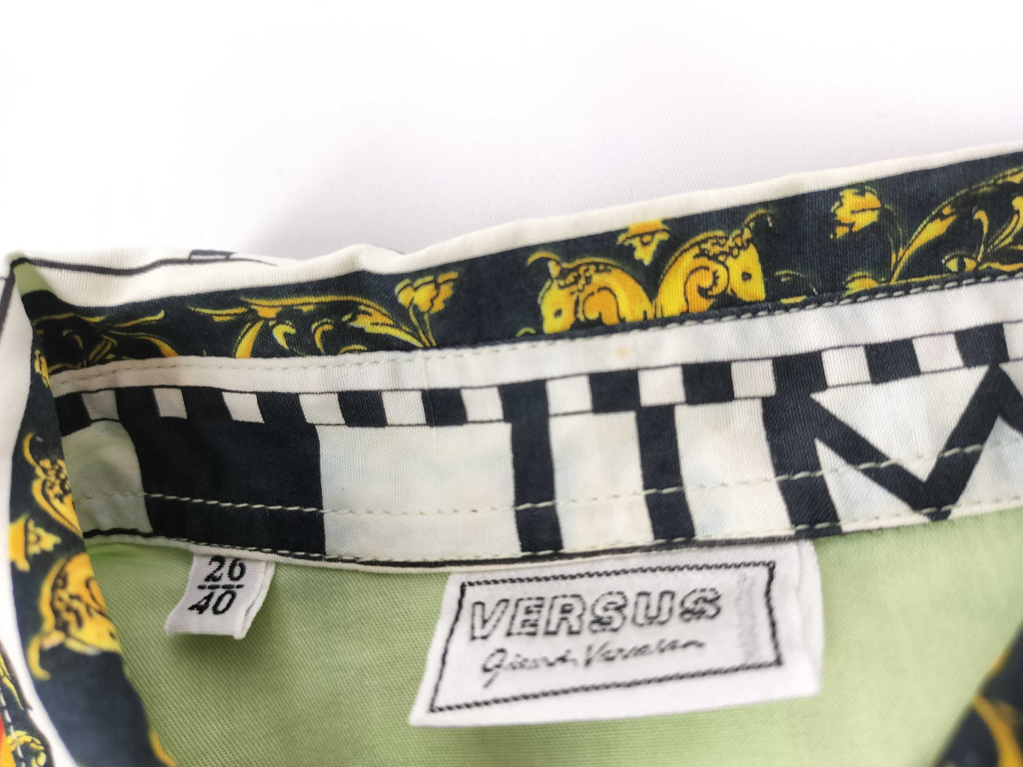 VERSACE 90s VERSUS VERSACE Ethnic Print Shirt