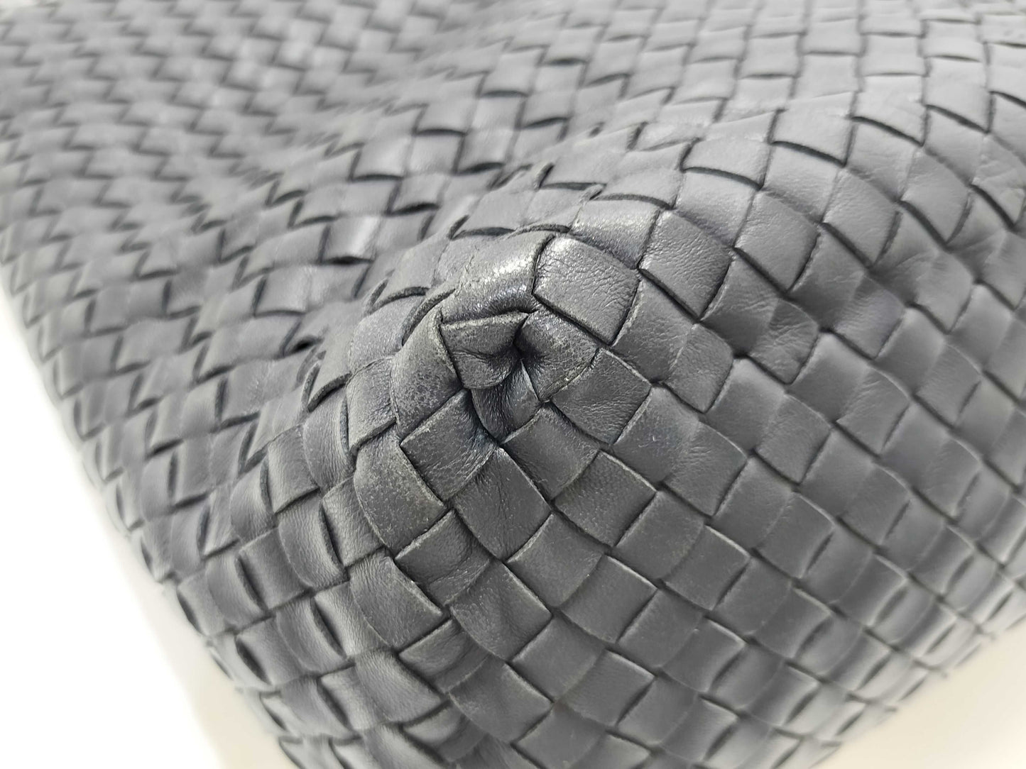 BOTTEGA VENETA Intrecciato Tote Bag