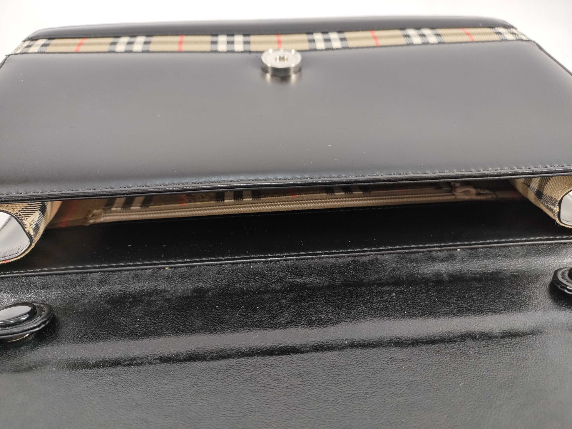 BURBERRY Black Handbag