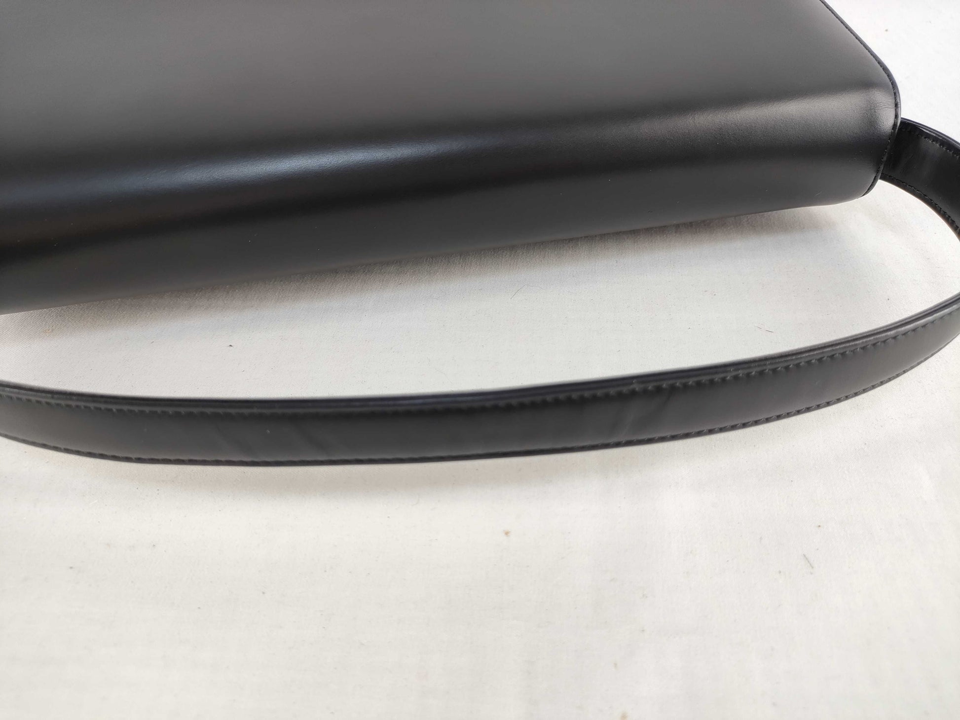 BURBERRY Black Handbag