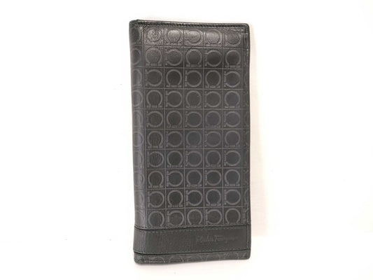 Salvatore Ferragamo brand wallet