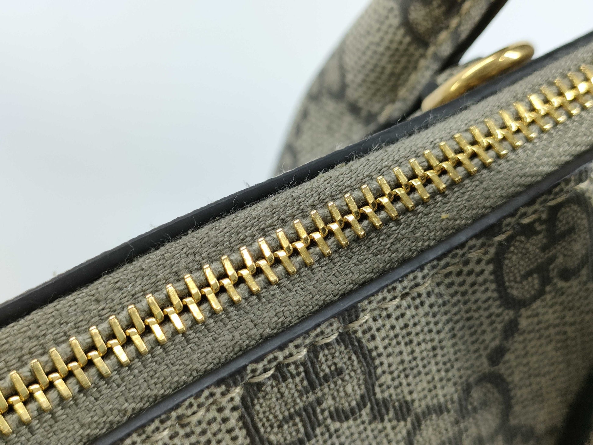 GUCCI GG Supreme Gucci & Balenciaga Hacker Ville Small Bag Beige Shoulder/Handbag Handbag