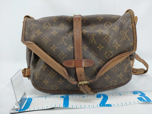 LOUIS VUITTON Monogram LV Monogram Saumur 30 M42256 MB0032 Shoulder Bag