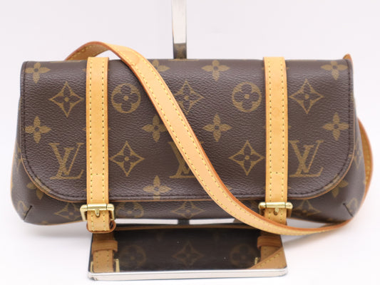 LOUIS VUITTON Monogram M51159 Monogram Pochette Marel Shoulder Bag