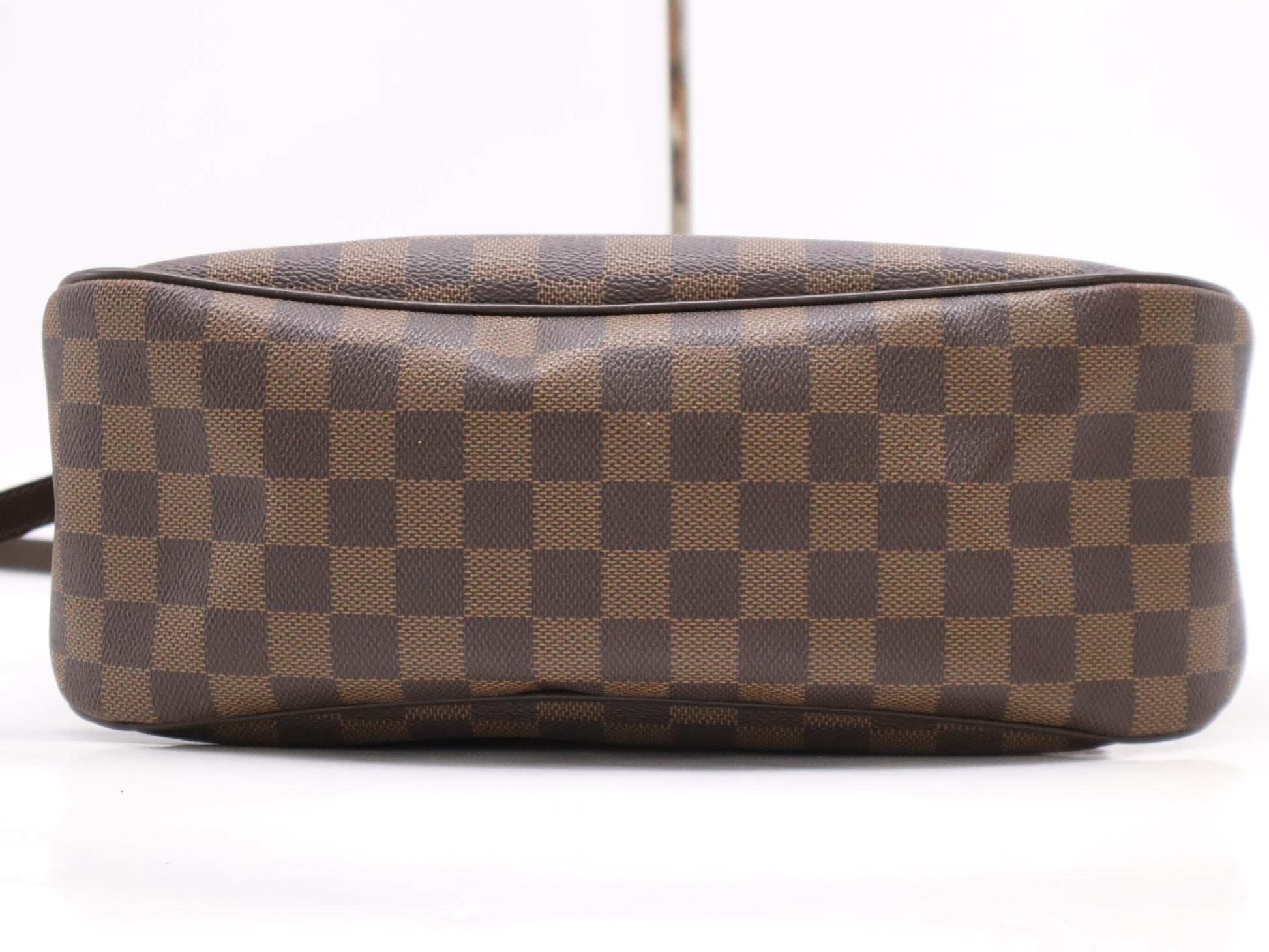 LOUIS VUITTON N41178 Damier Bazasse Roseberry Shoulder Bag