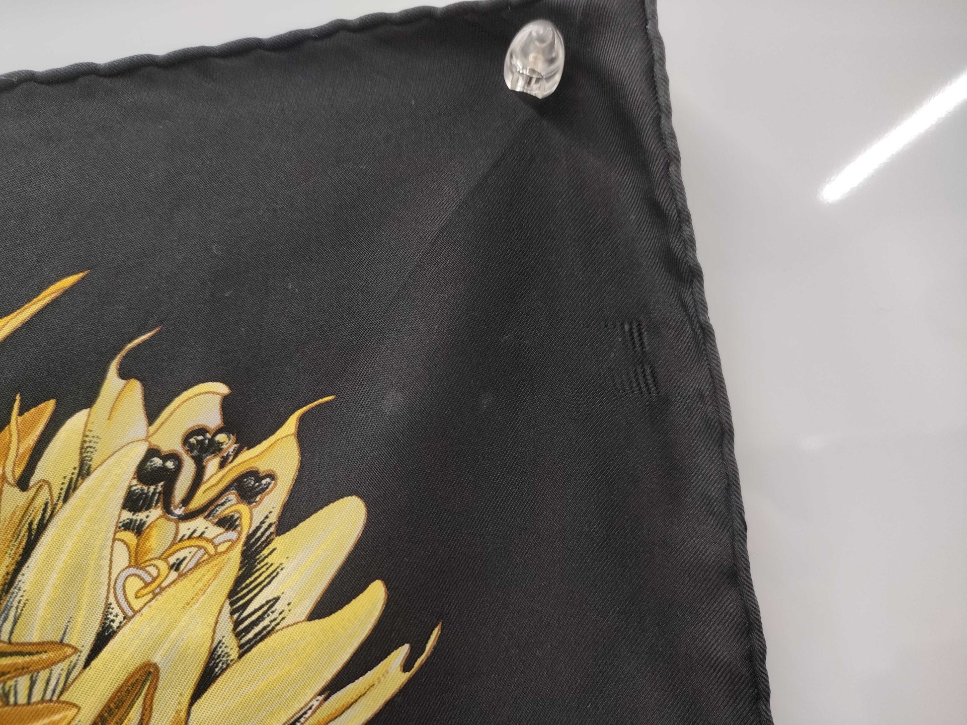 HERMES Silk Carré 90 PASSIFLORES Black Gold Scarf