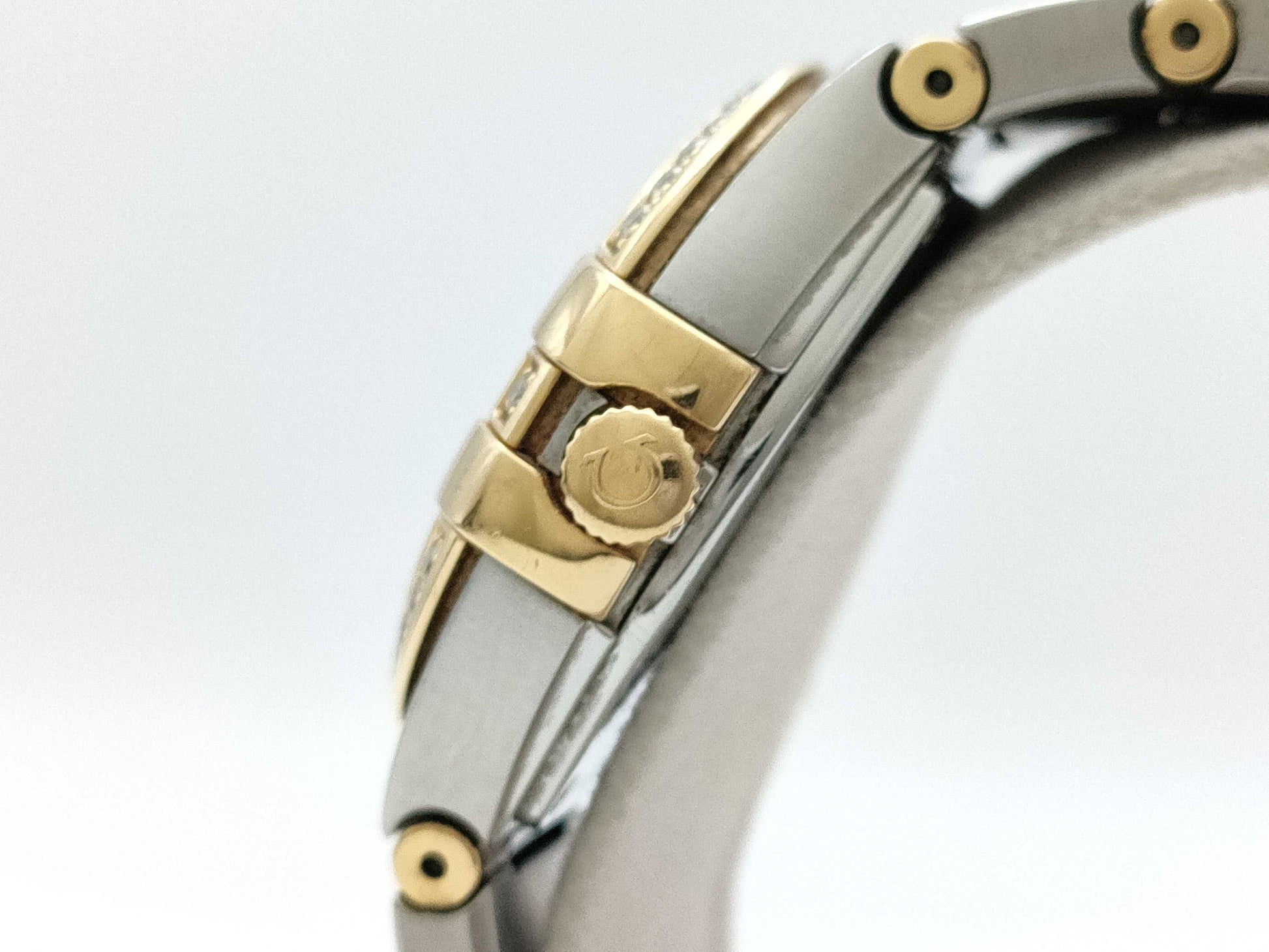OMEGA 123.25.27.60.52.002 92052325 Quartz Silver Dial Women's Watch