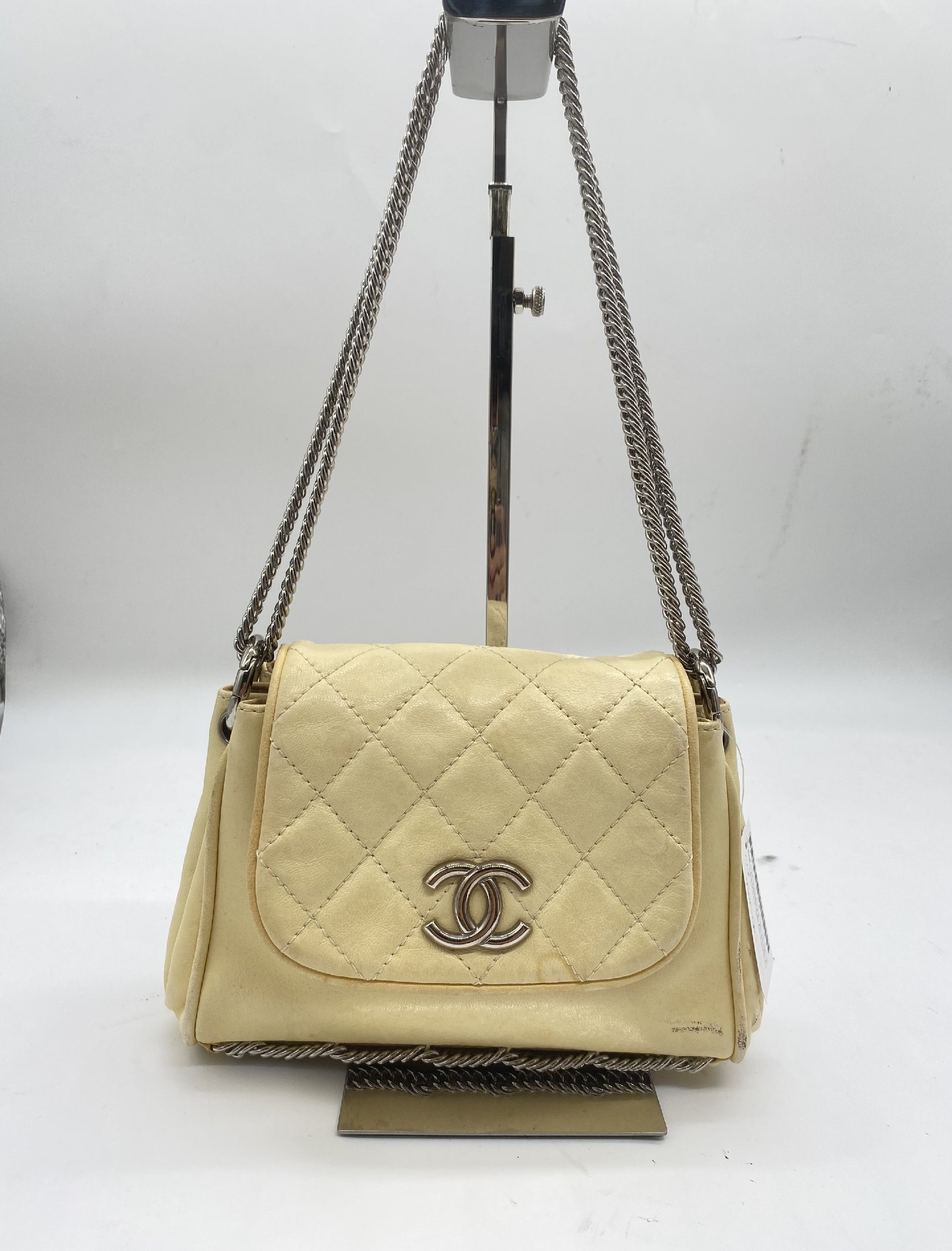 CHANEL Handbag Seal 12066800 Shoulder Bag