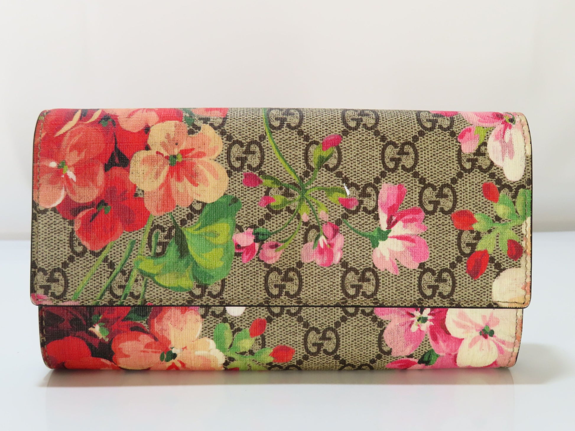 GUCCI GUCCI 404070 GG Supreme Blooms Continental Wallet
