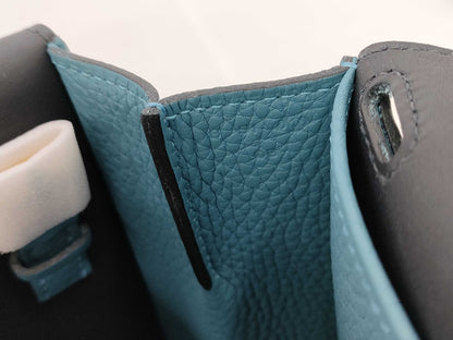 HERMES Arzan 25 Verso Shoulder Bag in Taurillon Clemence Leather, New Blue Jean Leather, Caban, GD Hardware, B Stamp