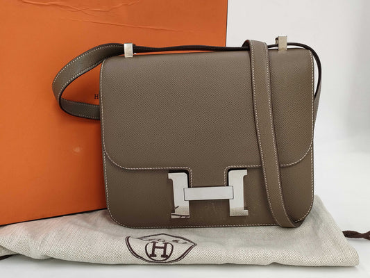 HERMES Constance Epsom Silver Constance Series A Stamp Shoulder Bag
