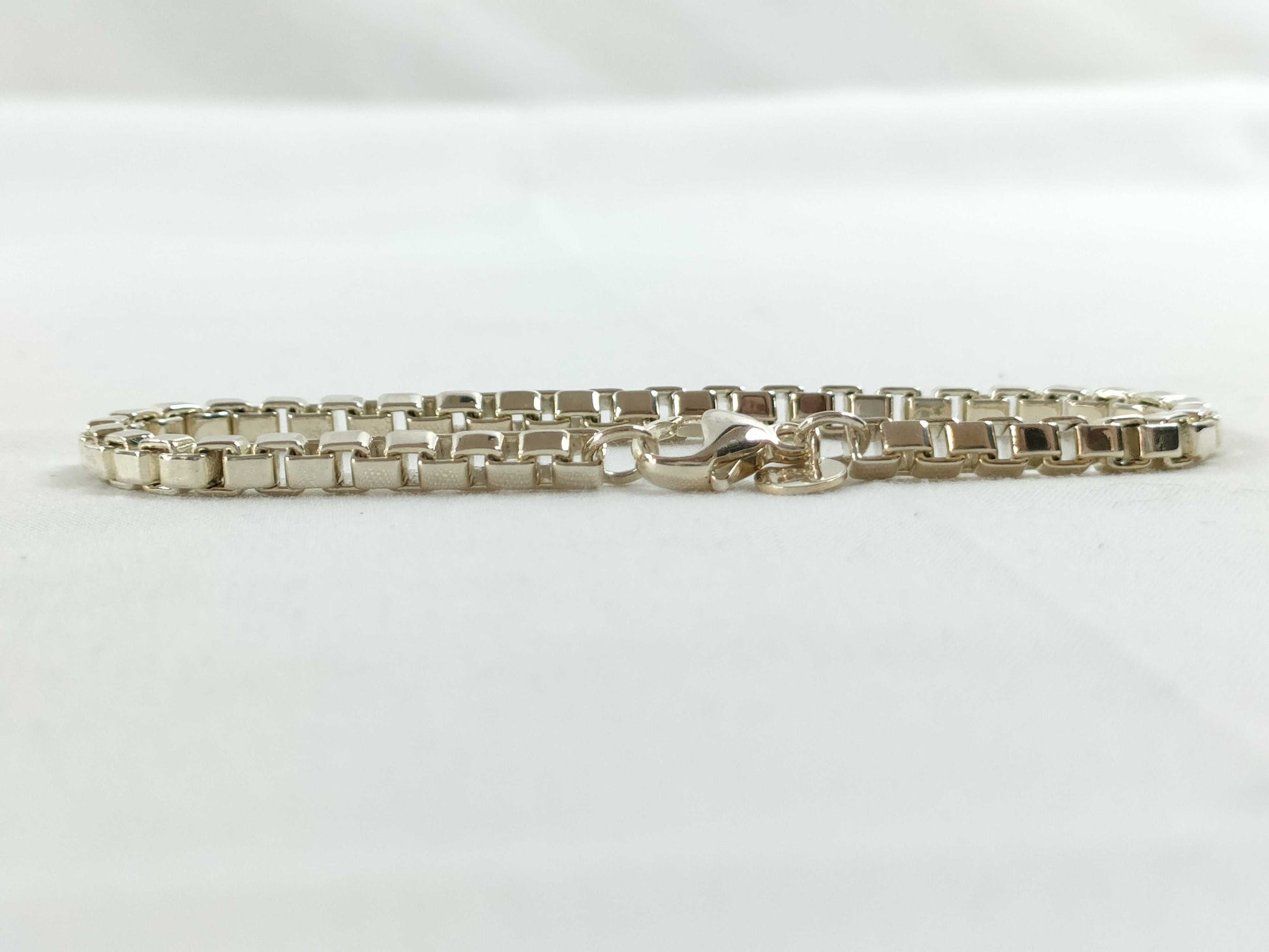 Tiffany & Co. Tiffany Venetian Bracelet Bracelet Bangle