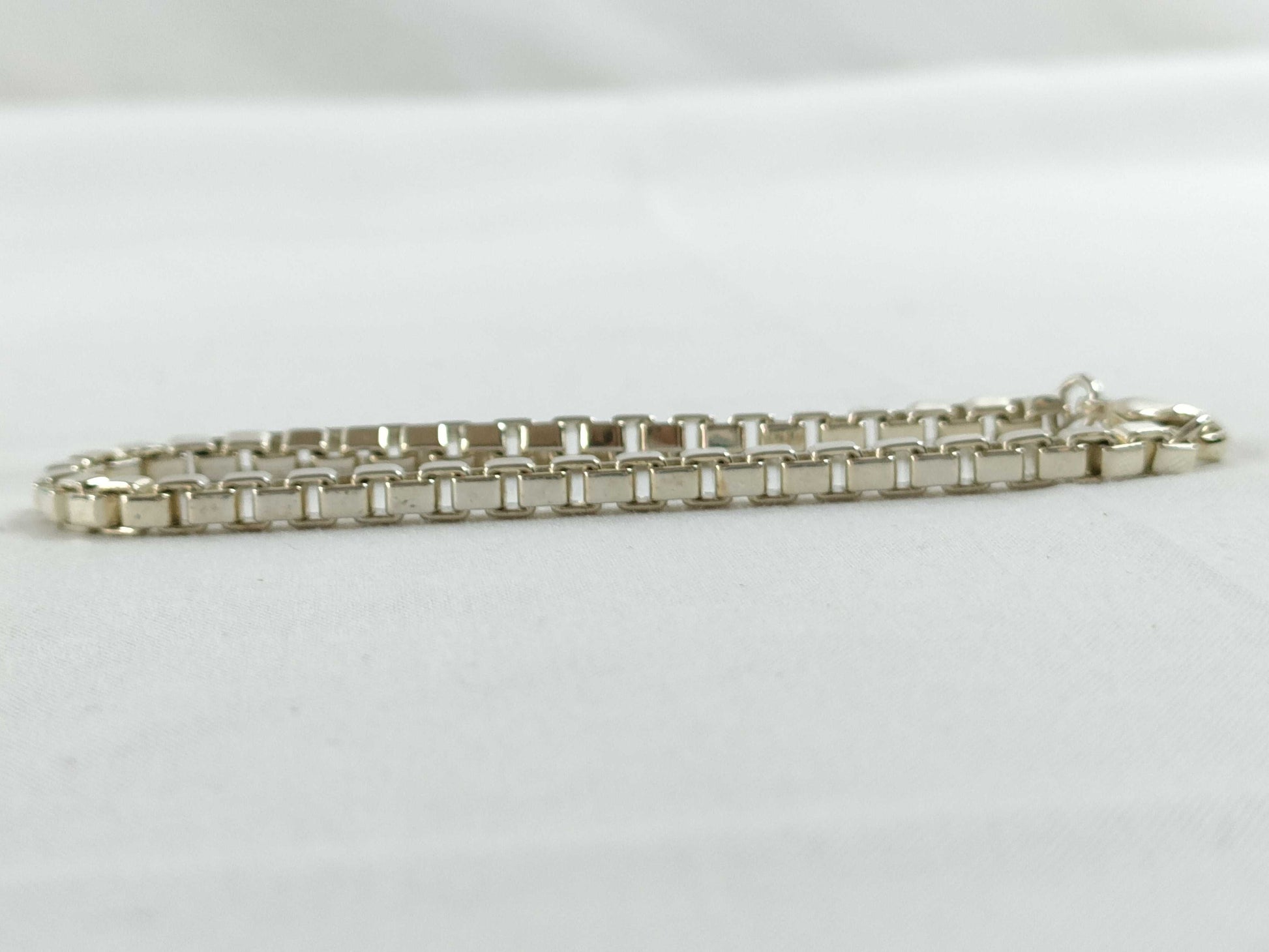 Tiffany & Co. Tiffany Venetian Bracelet Bracelet Bangle