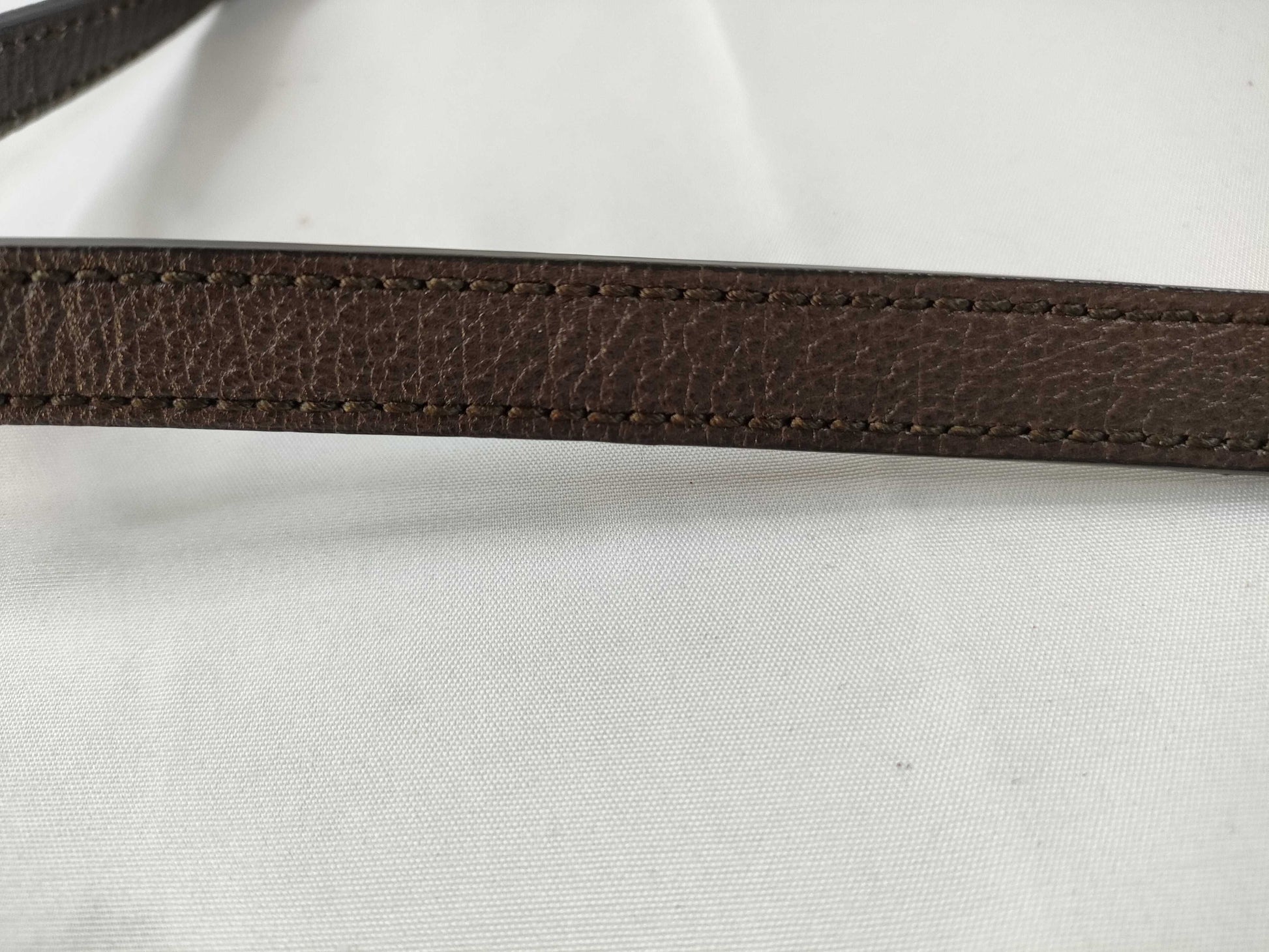 GUCCI GG Supreme Sherry Shoulder Bag