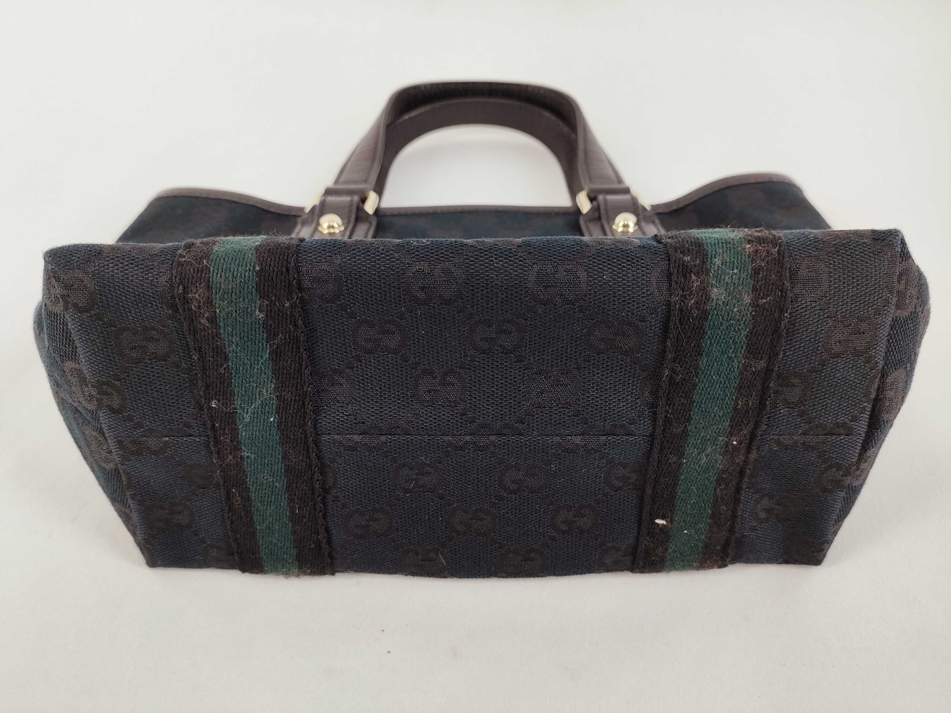 GUCCI GG Canvas Handbag Black