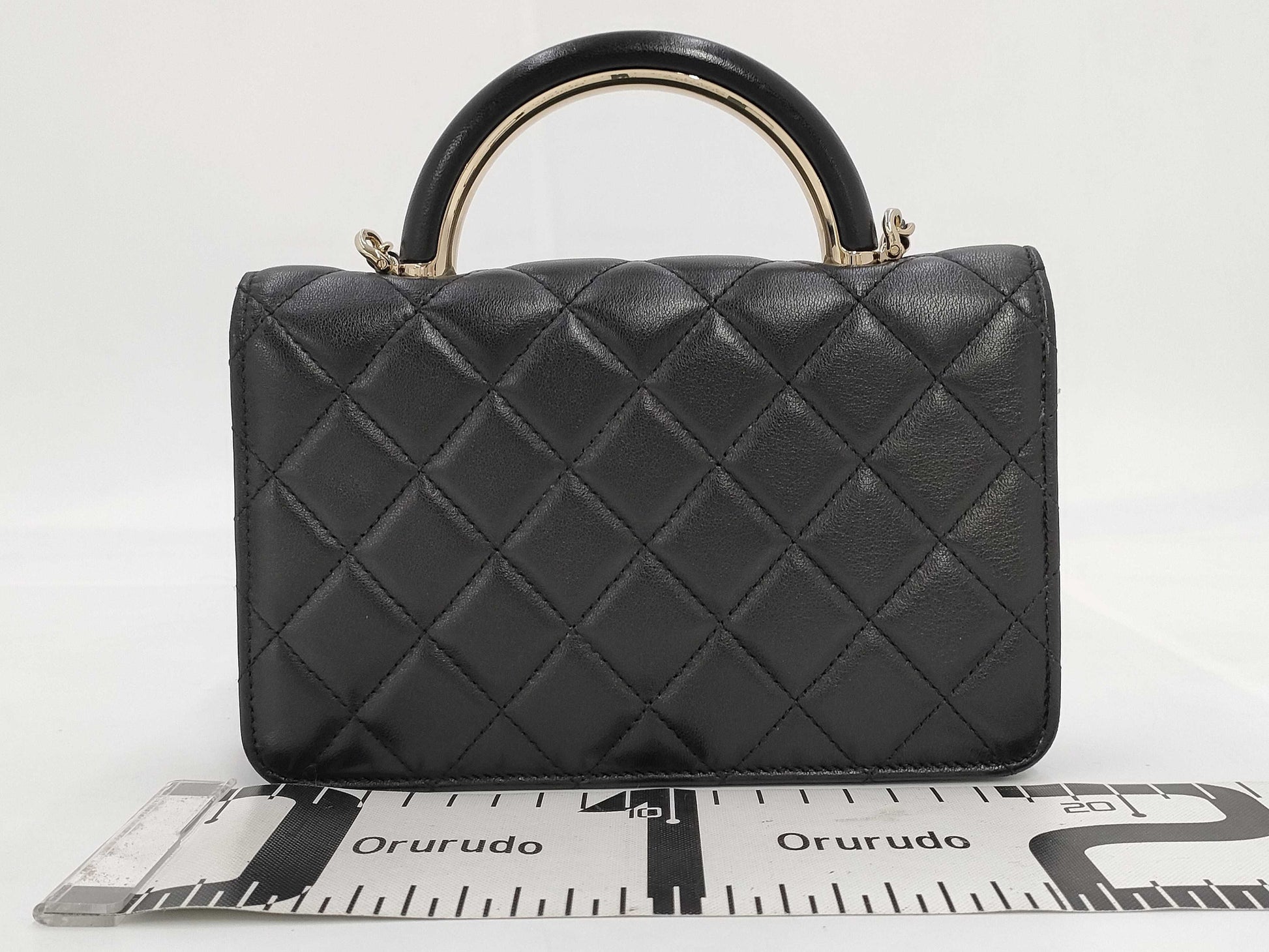 CHANEL CHANEL Lamb Matelasse Chain Black Shoulder Bag with Serial Number