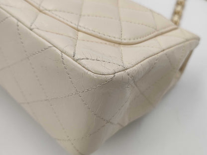 CHANEL CHANEL Mini Matelasse Lambskin Chain Shoulder Bag Beige with GD Hardware